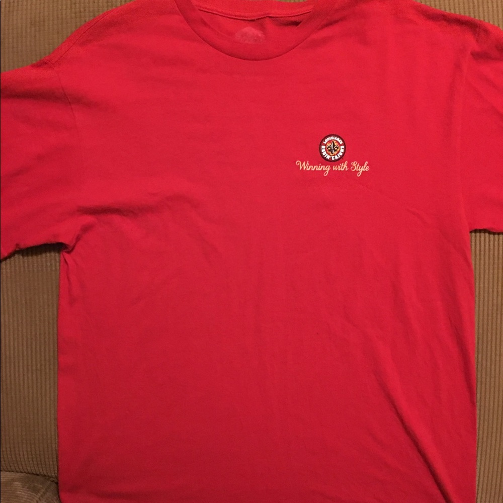 UL Lafayette women’s T-shirt size XL